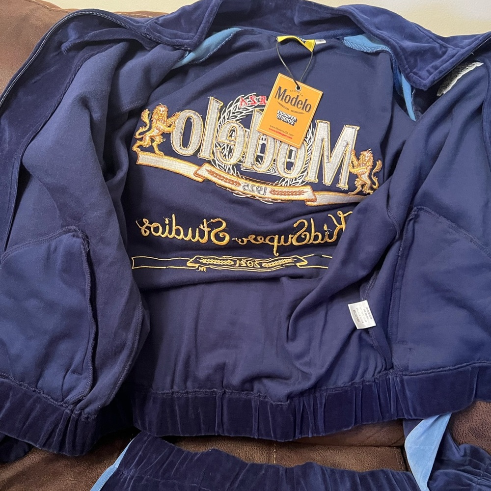 Limited Edition Modelo- Track Suit collab w/ KidSuper - Picture 6 of 11